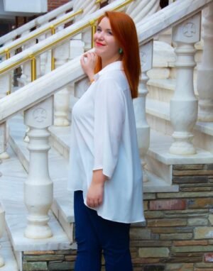 ΠΟΥΚΑΜΙΣΟ ΜΕ ΑΣΥΜΜΕΤΡΙΑ