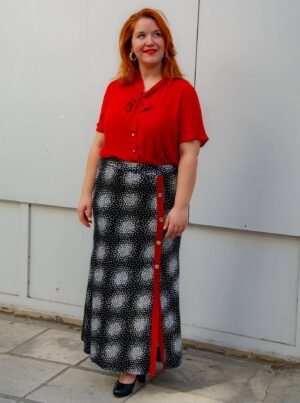 ΦΟΥΣΤΑ ΜΑΞΙ ΕΜΠΡΙΜΕ ΜΕ ΚΟΚΚΙΝΗ ΛΕΠΤΟΜΕΡΕΙΑ