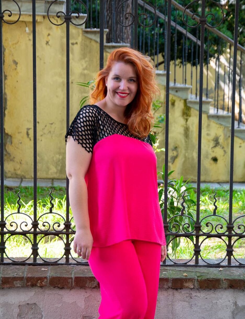 ΜΠΛΟΥΖΑ ΜΕ ΔΙΧΤΥ ΣΤΟ ΕΠΑΝΩ ΜΕΡΟΣ