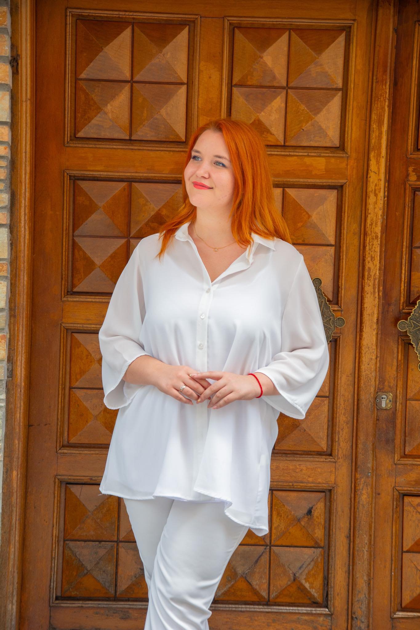 ΠΟΥΚΑΜΙΣΟ ΣΕ ΑΛΦΑ ΓΡΑΜΜΗ - Image 3