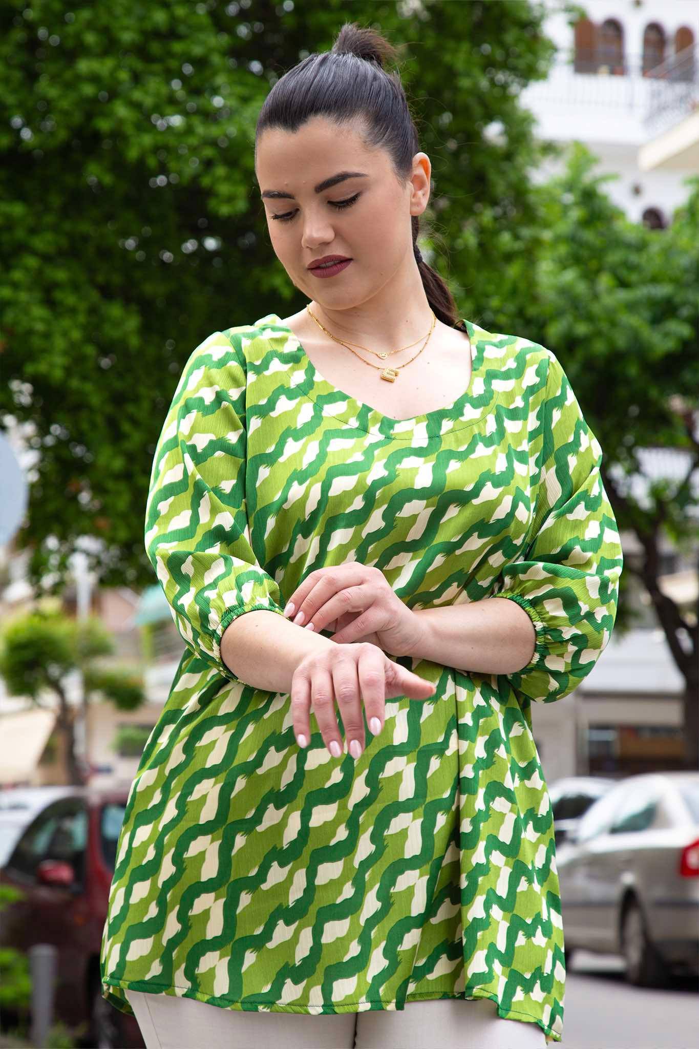 ΤΟΥΝΙΚ ΕΜΠΡΙΜΕ ΜΑΚΡΙΑ ΜΕ ΛΑΣΤΙΧΟ ΣΤΟ ΜΑΝΙΚΙ