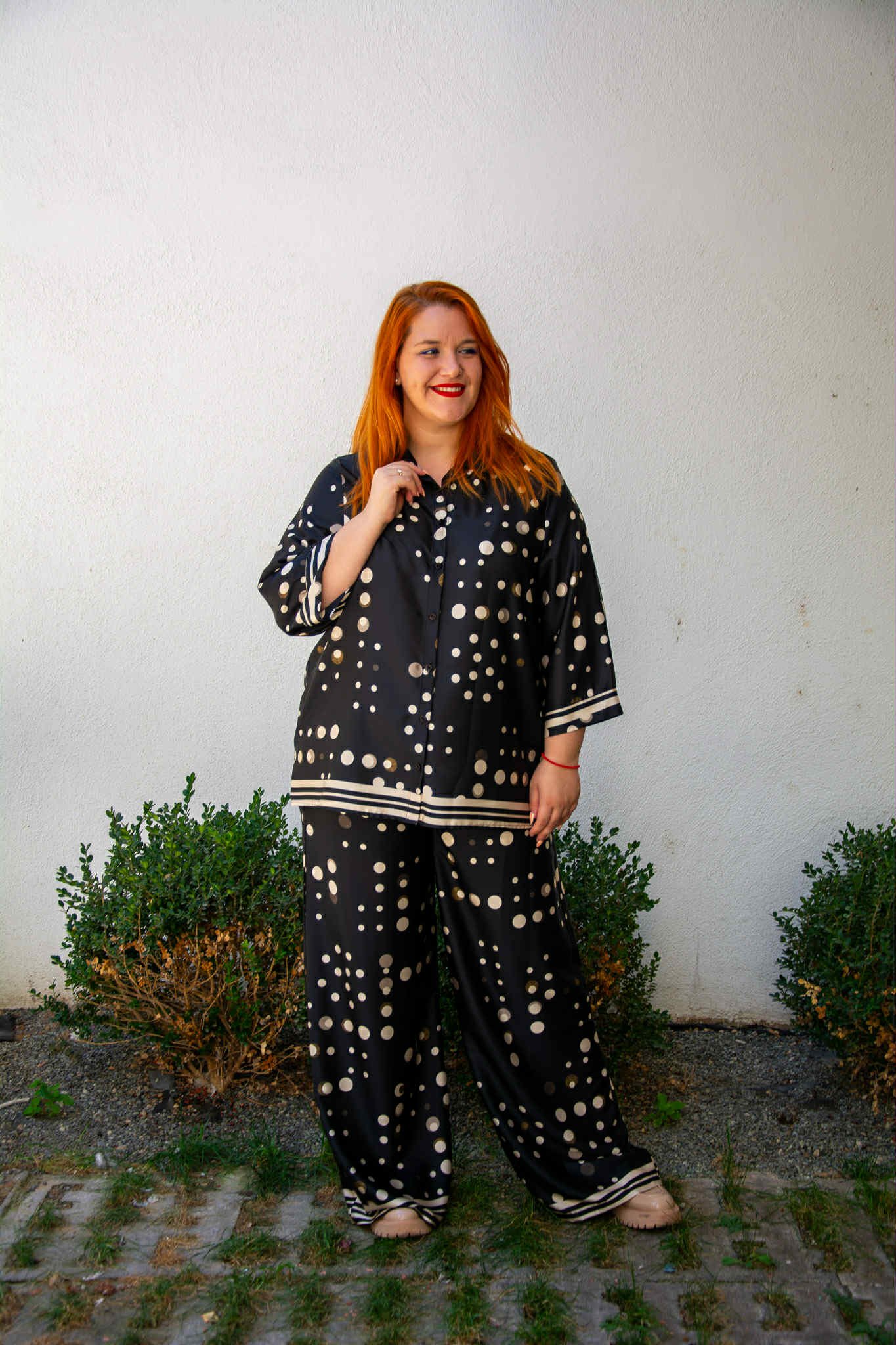 ΣΕΤ ΠΟΥΚΑΜΙΣΟ ΜΕ ΠΑΝΤΕΛΟΝΑ ΣΑΤΕΝ ΜΑΥΡΟ ΠΟΥΑ - Image 3