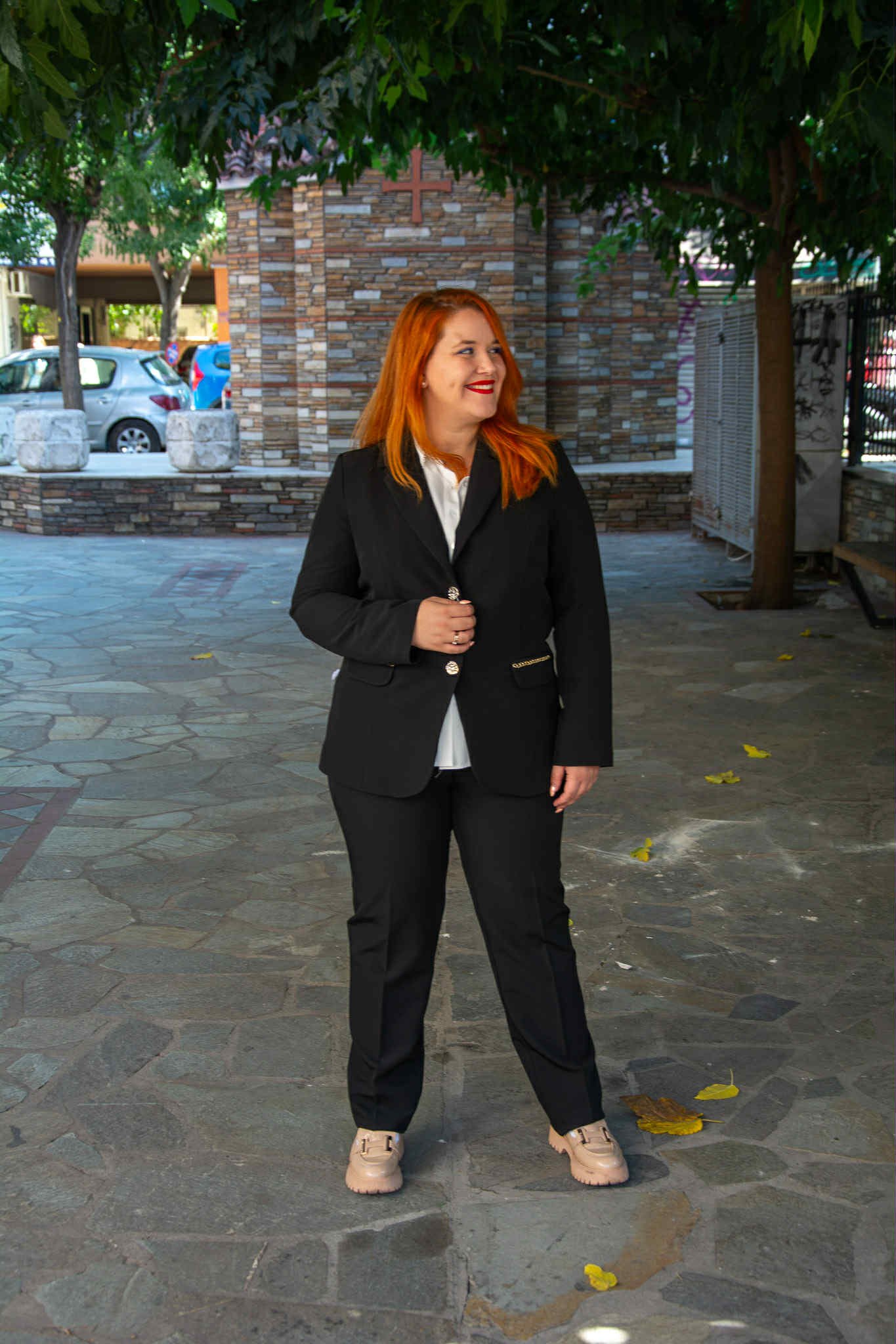 ΚΟΣΤΟΥΜΙ | ΣΑΚΑΚΙ ΜΕ ΧΡΥΣΕΣ ΛΕΠΤΟΜΕΡΕΙΕΣ - ΠΑΝΤΕΛΟΝΙ ΓΡΑΦΕΙΟΥ - Image 2