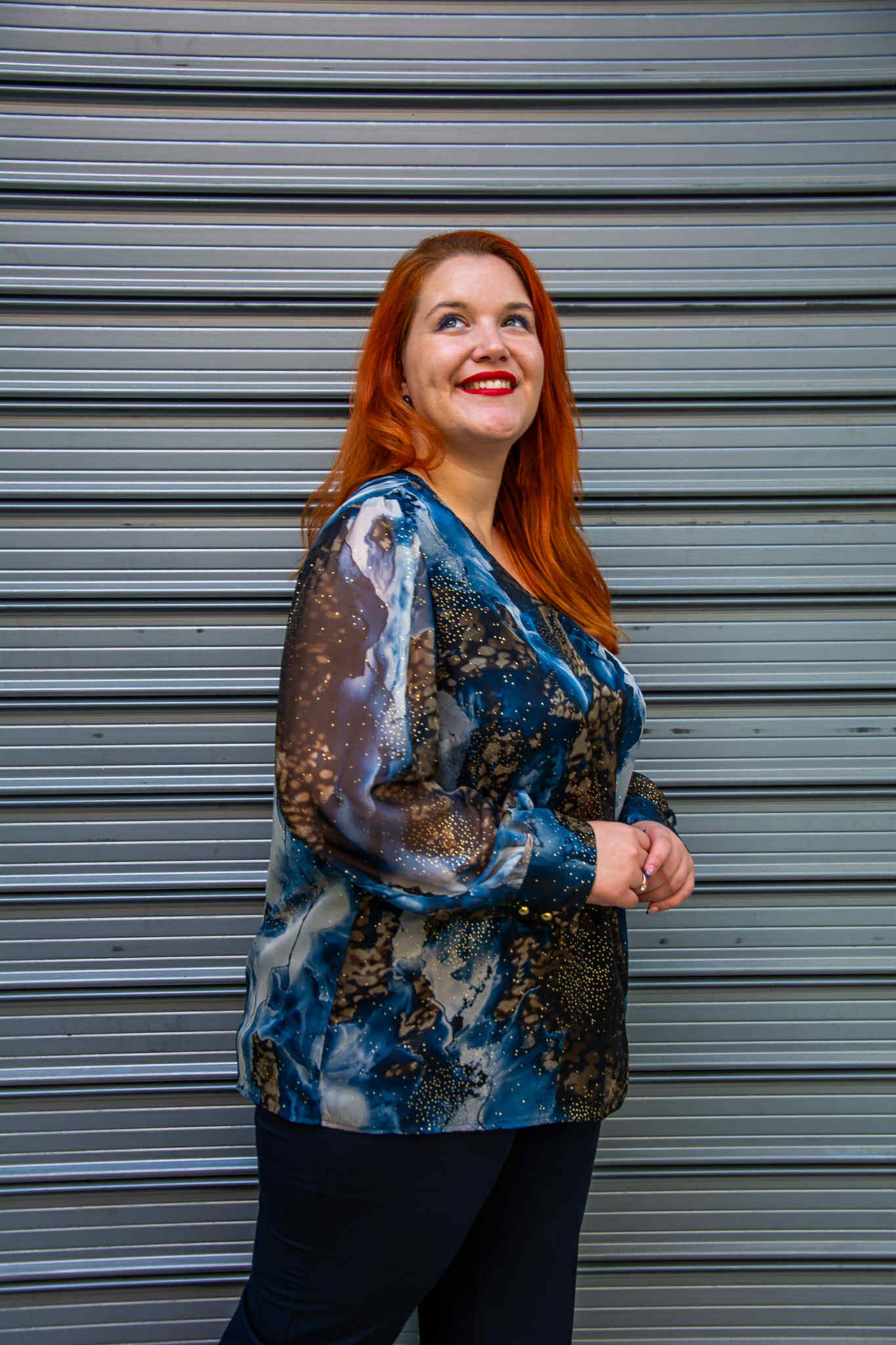 ΜΠΛΟΥΖΑ ΜΟΥΣΕΛΙΝΑ ΜΕ ΕΛΑΦΡΩΣ V-ΝΤΕΚΟΛΤΕ | ΕΜΠΡΙΜΕ ΜΠΛΕ - Image 4