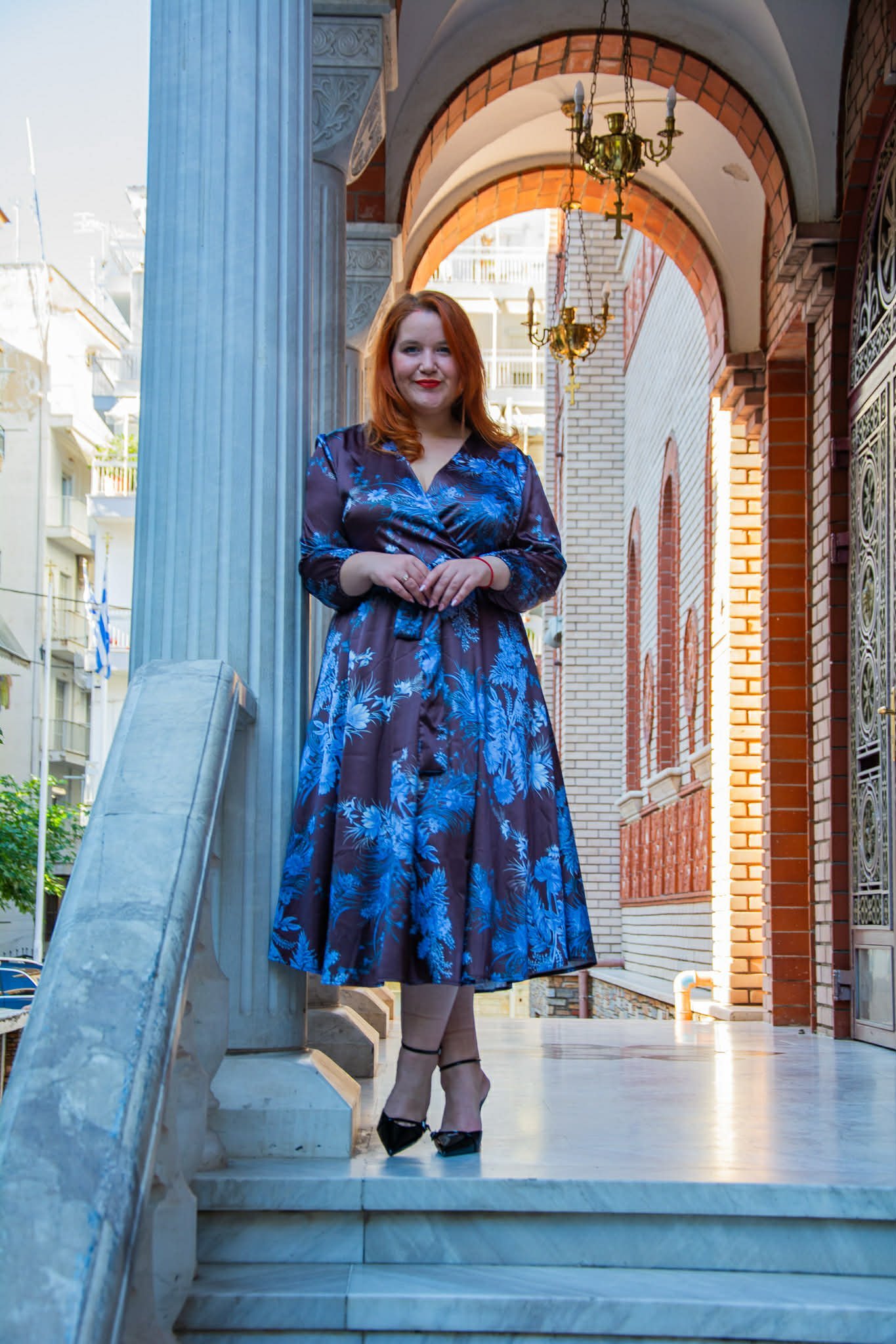ΦΟΡΕΜΑ FLORAL ΜΙΝΤΙ ΚΡΟΥΑΖΕ ΣΕ ΑΛΦΑ ΓΡΑΜΜΗ ΜΕ ΖΩΝΑΚΙ | ΚΑΦΕ - Image 4