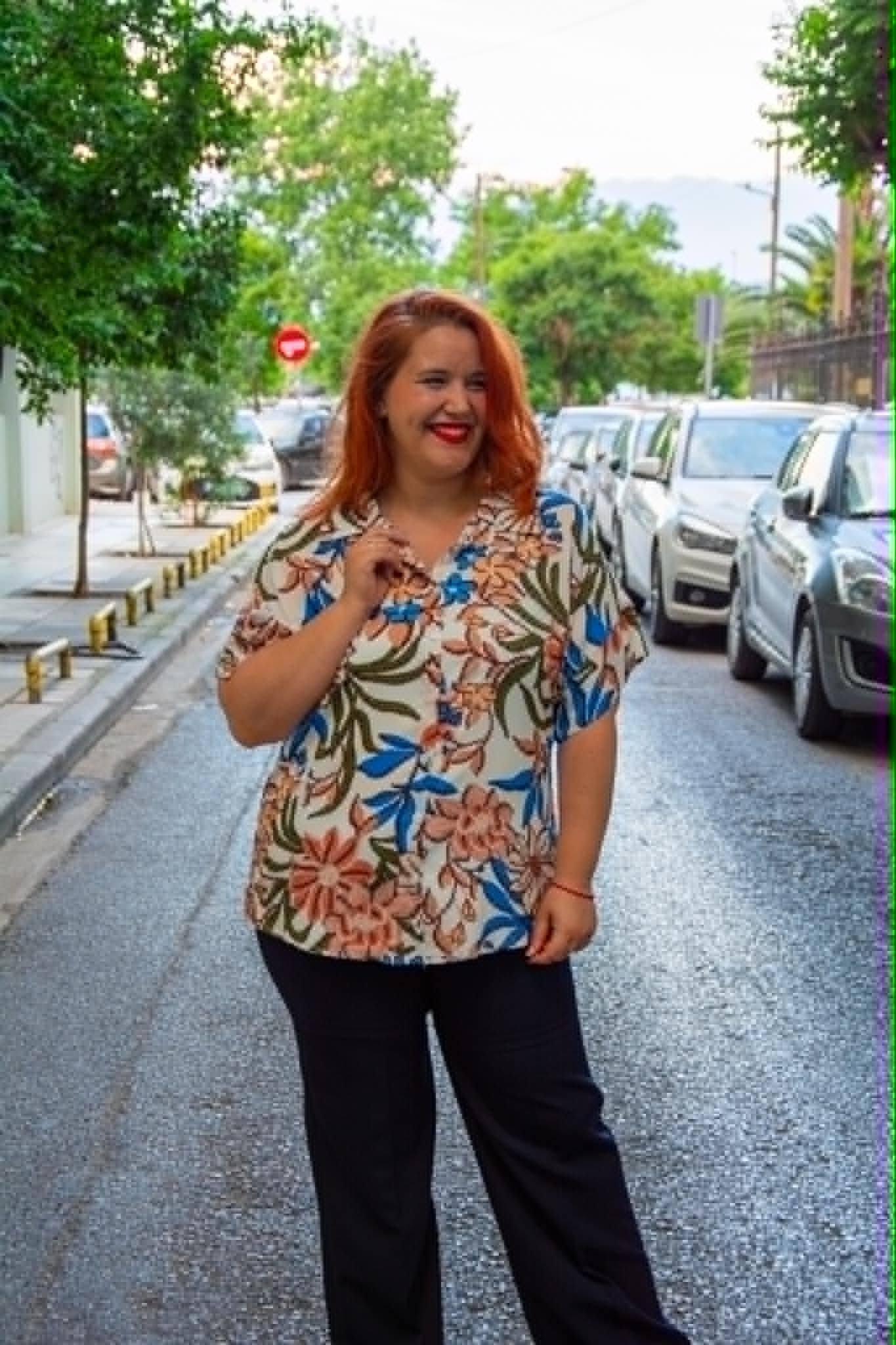 ΠΟΥΚΑΜΙΣΟ ΚΟΝΤΟΜΑΝΙΚΟ FLORAL - Image 3